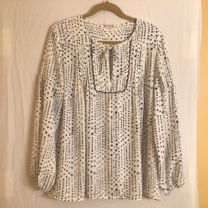 Gap Long Sleeve Loose Fitting Top, White with Navy Floral Print Size Large